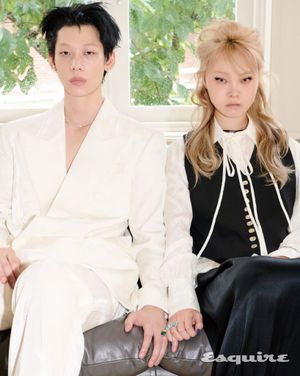 Image post by @esquire.korea on Instagram