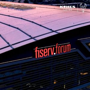 Video post by @BucksCommunity on Twitter