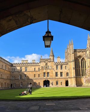 Image post by @oxford_uni on Instagram