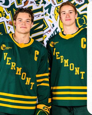 Image post by @uvmmhockey on Instagram