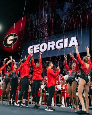 Image post by @hopemaiercreative on Instagram