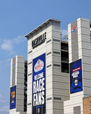 Image post by @nashvillesuperspeedway on Instagram