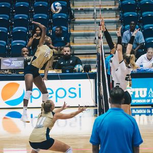 Image post by @fiuvolleyball on Instagram