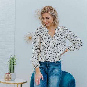 Image post by @shopfillyflair on Instagram