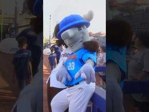 Video post by @midlandrockhounds on YouTube