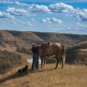 Image post by @cowgirlmagazine on Instagram