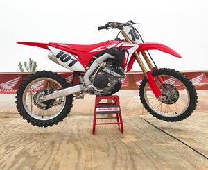 Image post by @racerxonline on Instagram