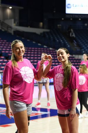 Image post by @BelmontWBB on Twitter