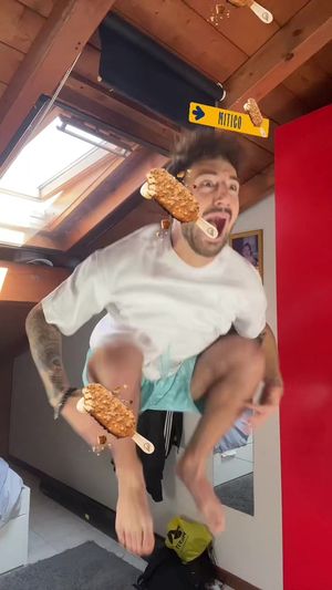 Video post by @leoucifero on TikTok