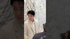Video post by @weareoneexo on YouTube