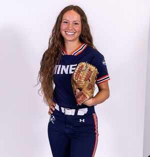 Image post by @MinesSoftball on Twitter