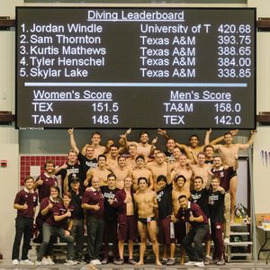 Image post by @AggieSwimDive on Twitter