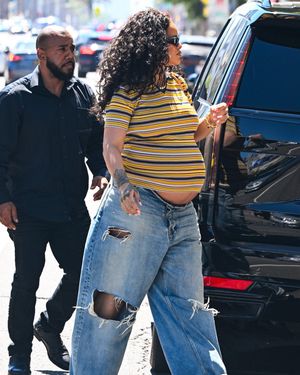 Image post by @people on Instagram