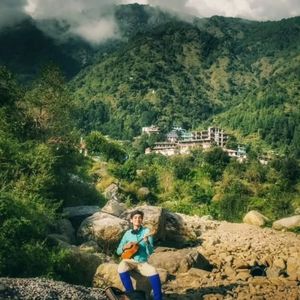 Image post by @me.yamini on Instagram