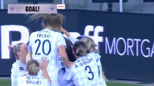 Video post by @RacingLouisvilleFC on Facebook