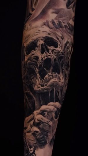 Video post by @skindesigntattoos on Instagram