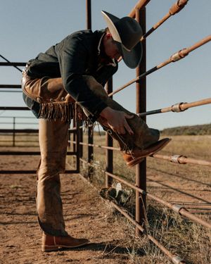 Image post by @justinboots_ on Instagram