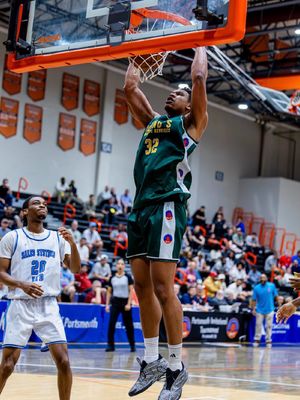 Image post by @pit_basketball on Instagram