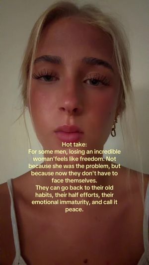 Video post by @theelliebarker on TikTok