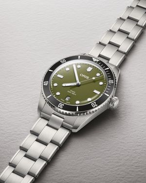 Image post by @oris on Instagram
