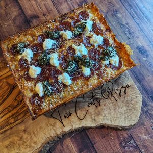 Image post by @twocentspizza on Instagram