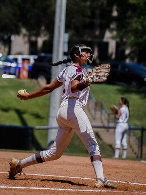 Image post by @shotbymonii on Instagram