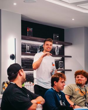 Image post by @fivestarvids on Instagram