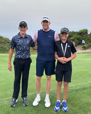 Image post by @alexknappegolf on Instagram