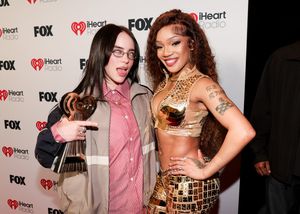 Image post by @iHeartRadio on Twitter