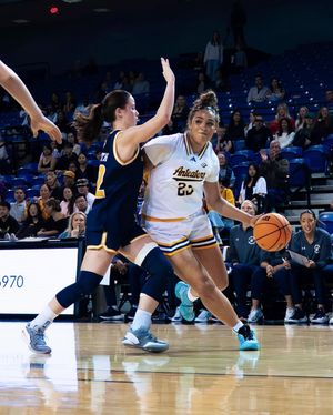 Image post by @uciwbb on Instagram