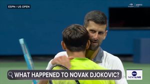Video post by @abcnewslive on TikTok