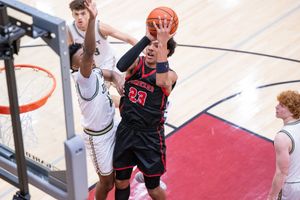 Image post by @oregonsportsphotos on Instagram