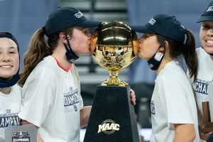 Image post by @MaristWBB on Twitter