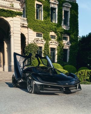 Image post by @lotuscars on Instagram