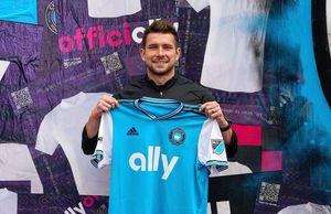 Image post by @bronibro13 on Instagram