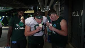 Image post by @GreenWaveFB on Twitter