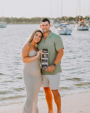 Image post by @kayleeglyder on Instagram
