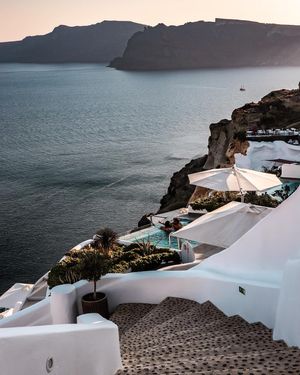 Image post by @your.travel.box on Instagram