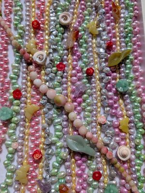 Image post by @beadcache on Instagram