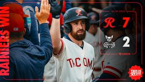 Image post by @RainiersLand on Twitter