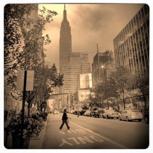 Image post by @empirestatebldg on Instagram