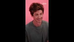 Video post by @buzzfeedceleb on YouTube