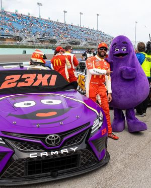 Image post by @bubbawallace on Instagram