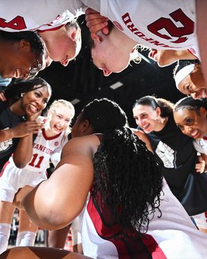 Image post by @stanfordwbb on Instagram