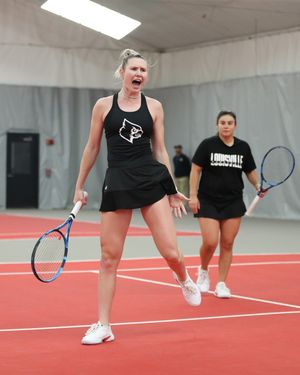 Image post by @louisvillewten on Instagram