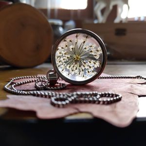 Image post by @leafyaffair on Instagram