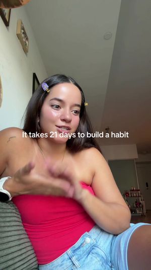 Video post by @val.molero on TikTok