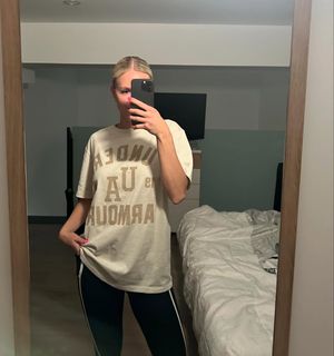 Image post by @pholesinska on Instagram