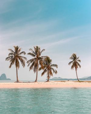 Image post by @your.travel.box on Instagram