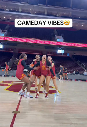 Video post by @marchmadnesswbb on TikTok